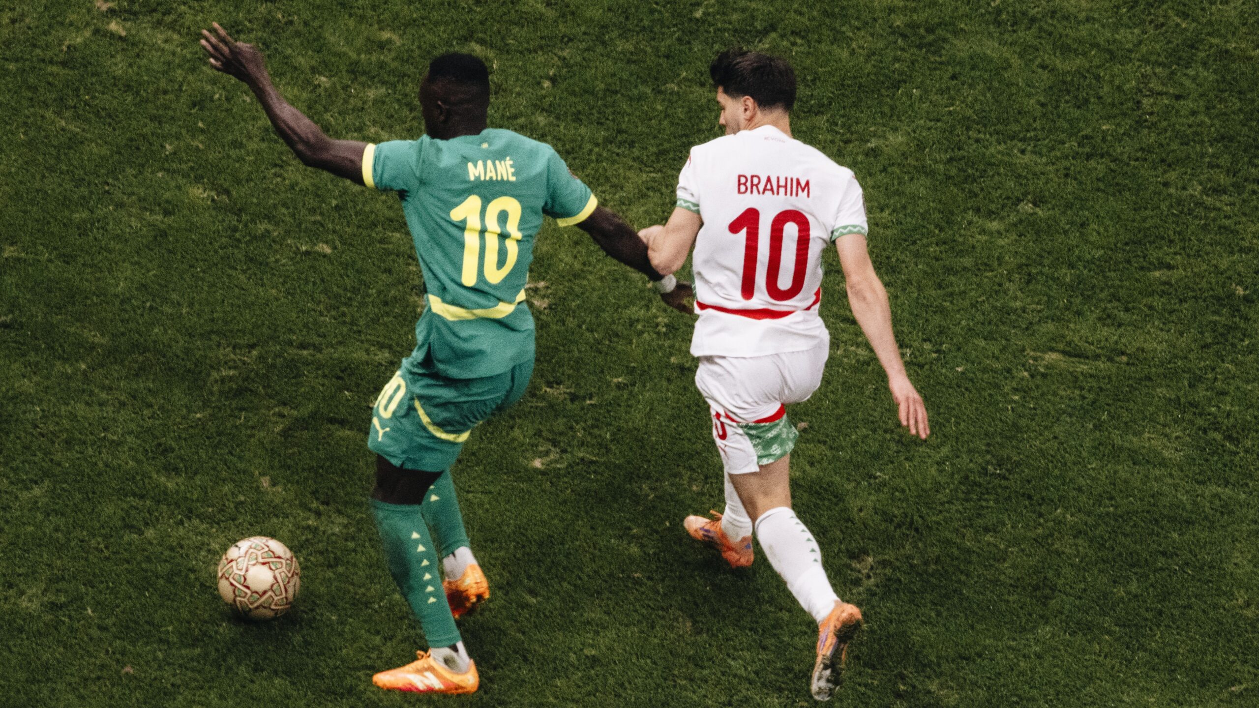 Senegal’s Sadio Mané challenges Morocco’s Brahim Díaz during the AFCON 2025 final in Morocco.